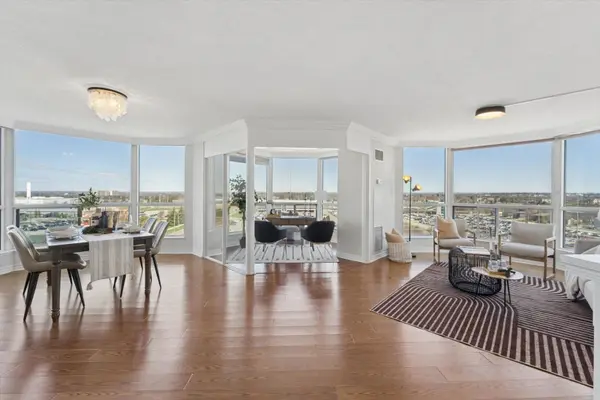 360 Watson ST W #1112, Whitby, ON L1N 9G2