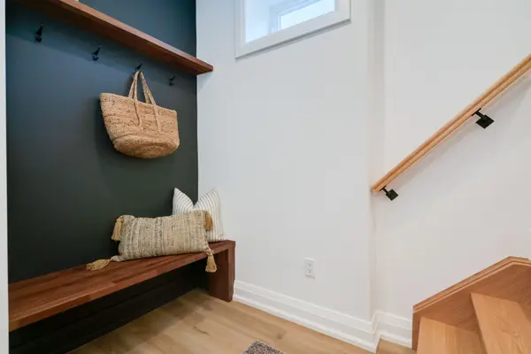 47 Park ST #Lower, Toronto E06, ON M1N 2N4