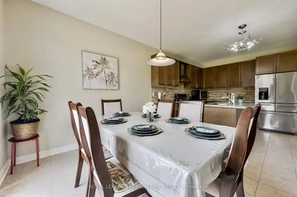 166 Sharpe CRES, New Tecumseth, ON L0G 1W0