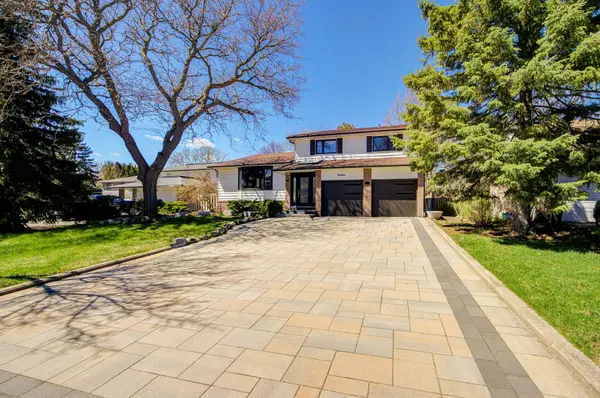 14 Brookfield CT, Markham, ON L3P 2W9