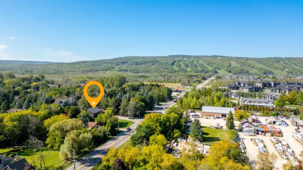 734 Mountain RD, Collingwood, ON L9Y 5G1