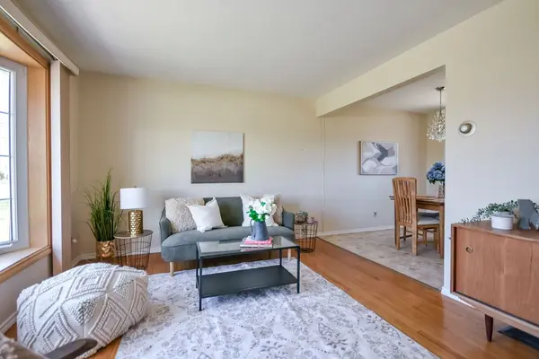 323 Collins DR, Orillia, ON L3V 1E5