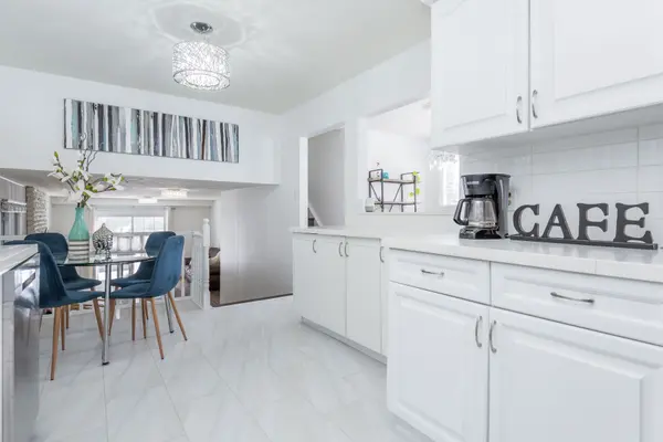 3 Oren BLVD, Barrie, ON L4N 4T3