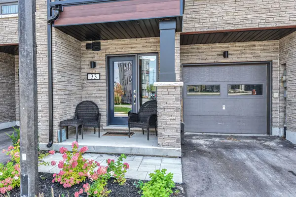 33 Wyn Wood LN, Orillia, ON L3V 8P7