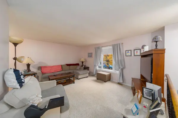 1 Bush ST, Severn, ON L0K 1E0