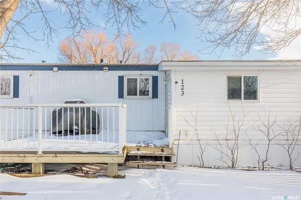 123 Dogwood STREET, Caronport, SK S0H 0S0