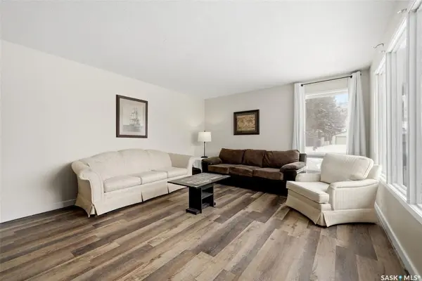 6 Hanley CRESCENT, Regina, SK S4R 5A7