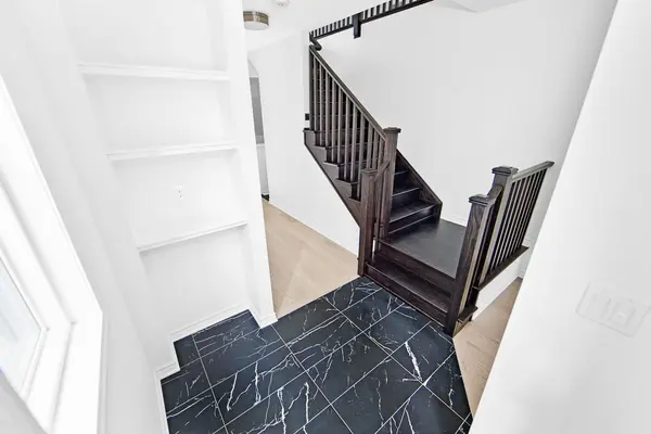 3035 Bramall GDNS, Oakville, ON L6H 7G1