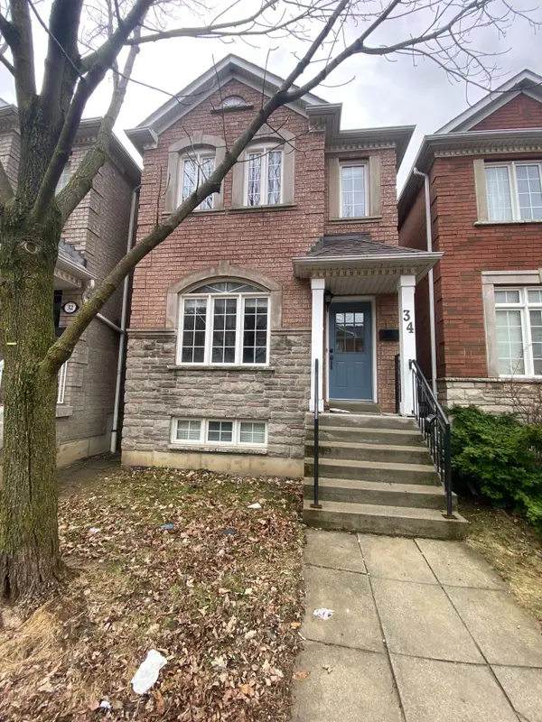 34 Algarve CRES, Toronto W03, ON M6N 5E8