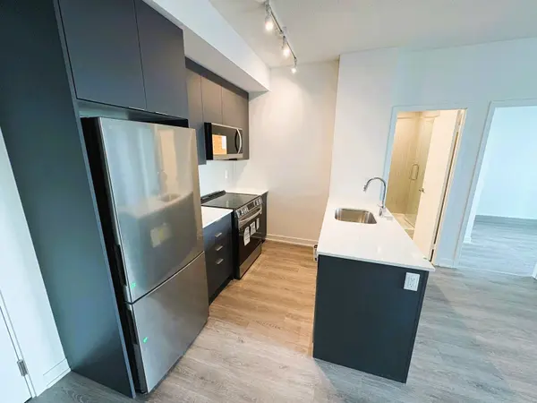 225 Malta AVE #1307, Brampton, ON L6Y 6H8