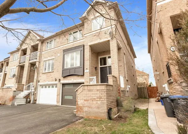 21 Cedarvalley BLVD, Brampton, ON L7A 1N7