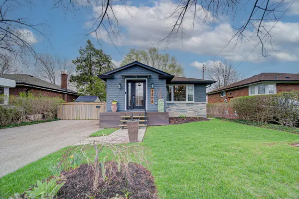 1486 Augustine DR, Burlington, ON L7P 2N2