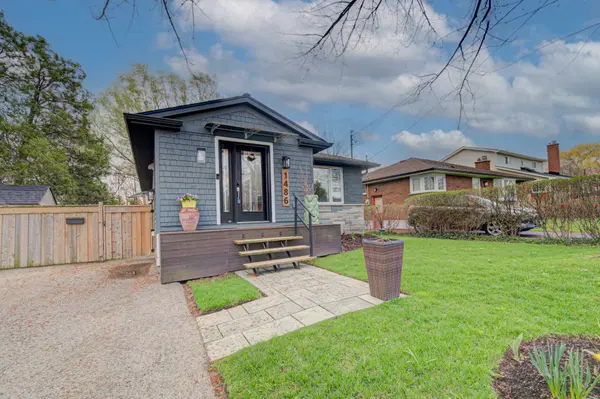 1486 Augustine DR, Burlington, ON L7P 2N2