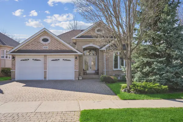 2428 Salcome DR, Oakville, ON L6H 7N5