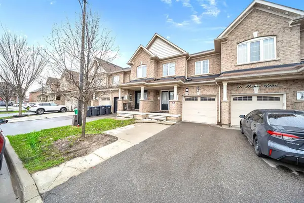 14 Hoover RD, Brampton, ON L7A 4L2