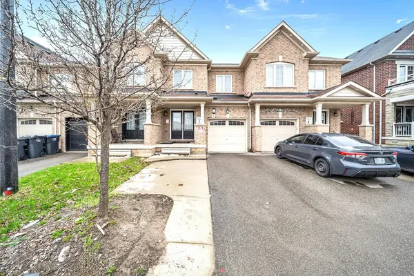 14 Hoover RD, Brampton, ON L7A 4L2