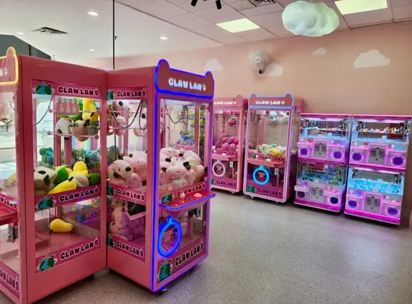 1170 Burnhamthorpe RD W #30, Mississauga, ON L5C 4E6