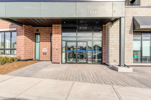 3265 Carding Mill TRL W #312, Oakville, ON L6M 5P7