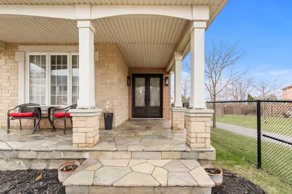 3970 Pondview WAY, Mississauga, ON L5N 8J8