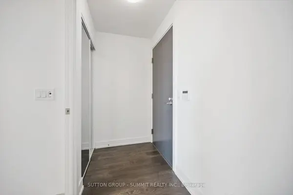 5 Mabelle AVE #1429, Toronto W08, ON M9A 0C8