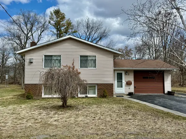 3 Champlain ST, Centre Hastings, ON K0K 2K0