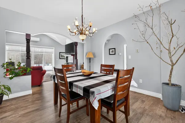 5638 Battersea RD, Frontenac, ON K0H 1H0