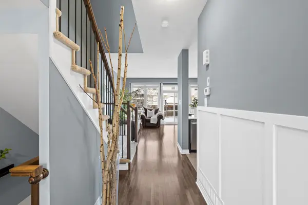 630 Moorpark AVE, Kanata, ON K2M 0H8