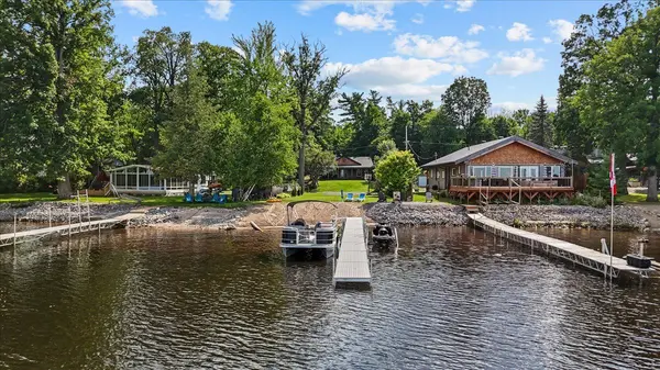 9 Skebo LN, Horton, ON K7V 3Z8