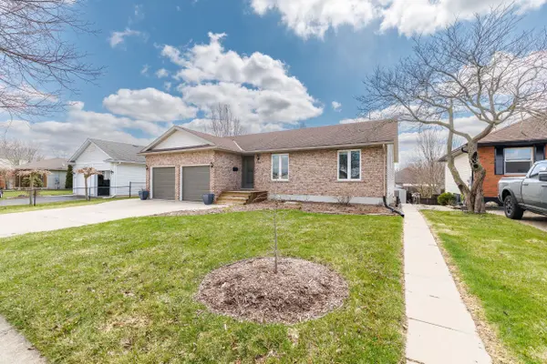 109 Calla TER, Welland, ON L3C 7C2