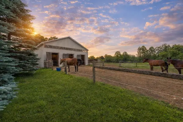 3988 Hwy 6 HWY, Puslinch, ON N0B 2J0