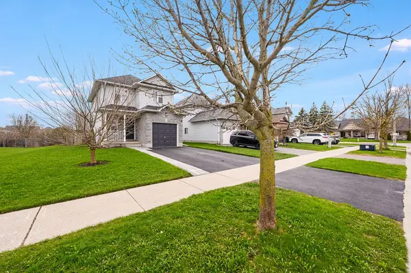 255 Hilltop DR, North Dumfries, ON N0B 1E0