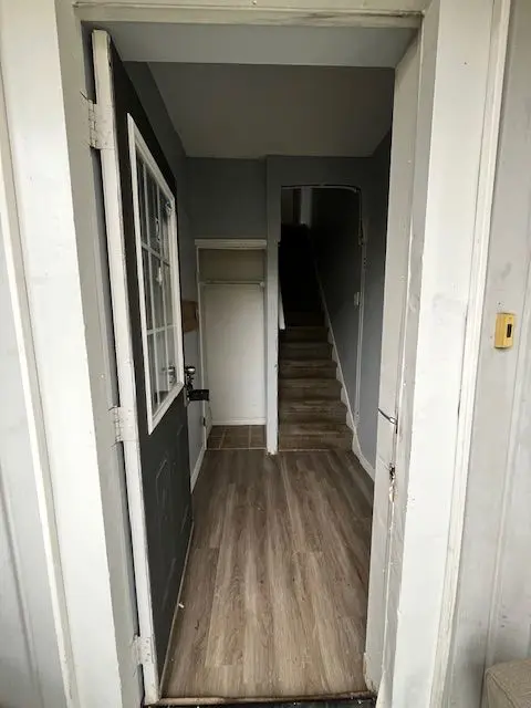 207 Stewart ST, Peterborough, ON K9J 3M6