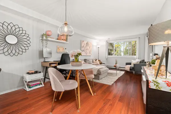 6376 Bilberry DR #201, Orleans - Convent Glen And Area, ON K1C 4P6