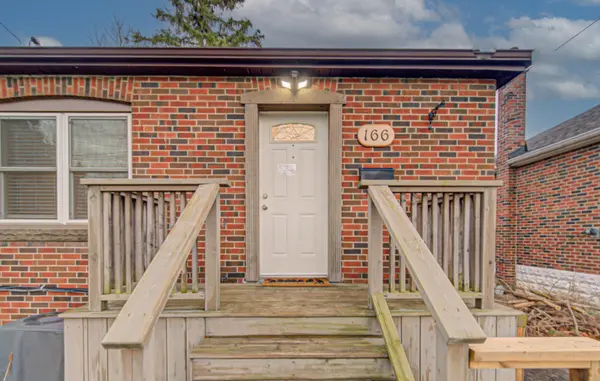 166 Bond ST N, Hamilton, ON L8S 3W6