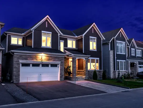 748 Vennecy TER, Orleans - Convent Glen And Area, ON K1W 1H2