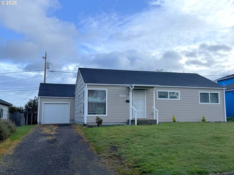 934 PACIFIC AVE, Coos Bay, OR 97420