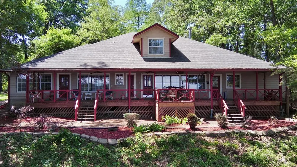 140 Eastwood Drive, Milam, TX 75959