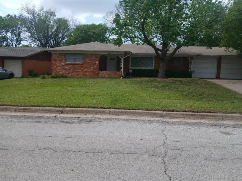 2008 Terbet Lane, Fort Worth, TX 76112