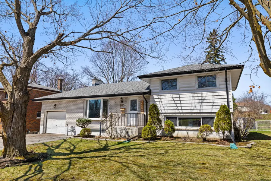 805 Highland CT, Peterborough, ON K9H 5K1