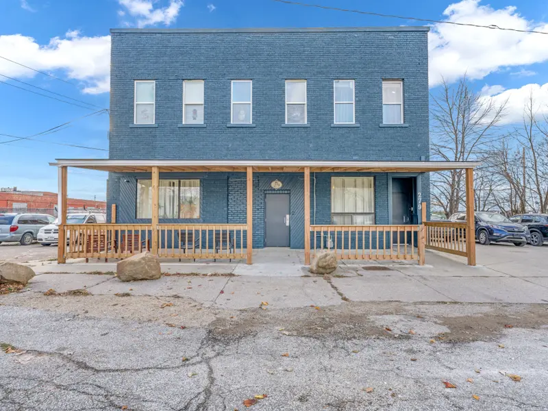 279 Drouillard RD #4, Windsor, ON N8Y 2P4