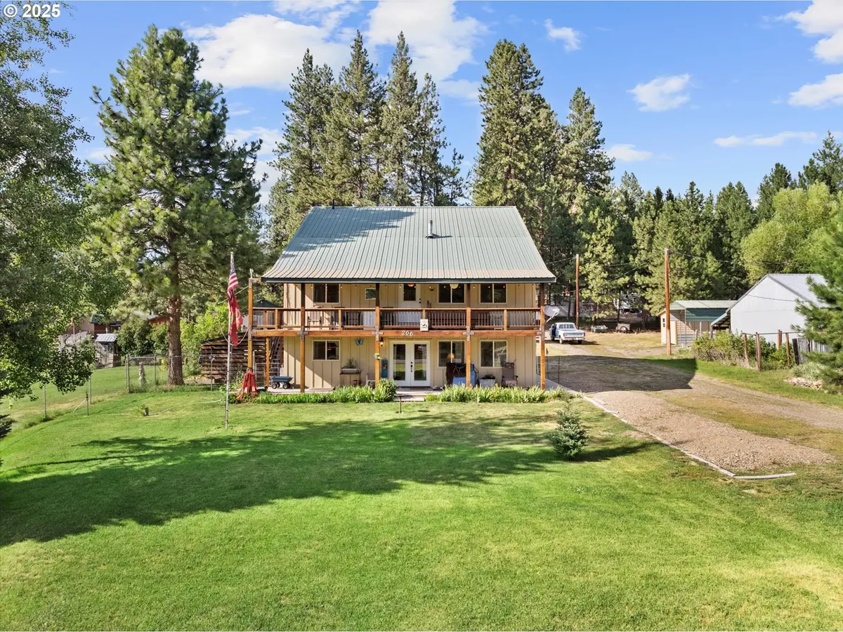 206 AUSTIN ST, Sumpter, OR 97877