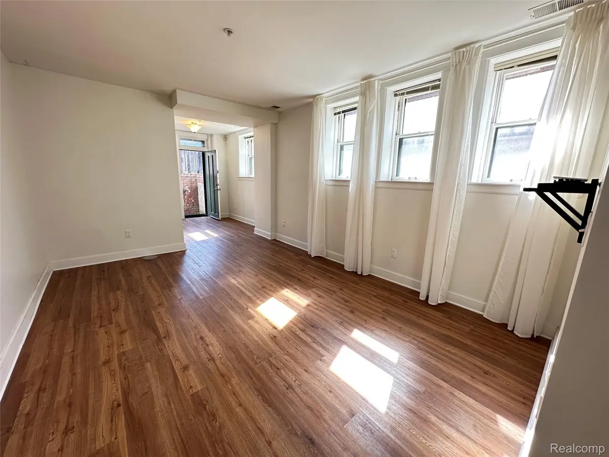 615 W Hancock ST #02, Detroit, MI 48201