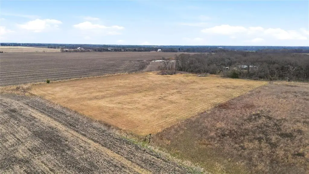 2421 Edwards Road, Van Alstyne, TX 75495