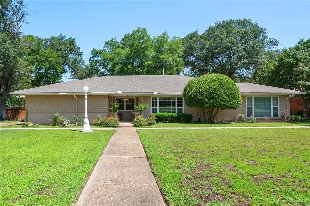 1215 Columbia Circle, Corsicana, TX 75110