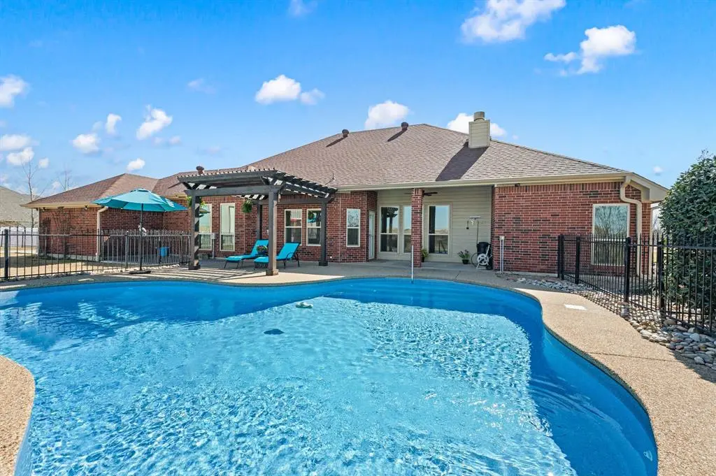 2825 Aston Meadows Drive, Haslet, TX 76052
