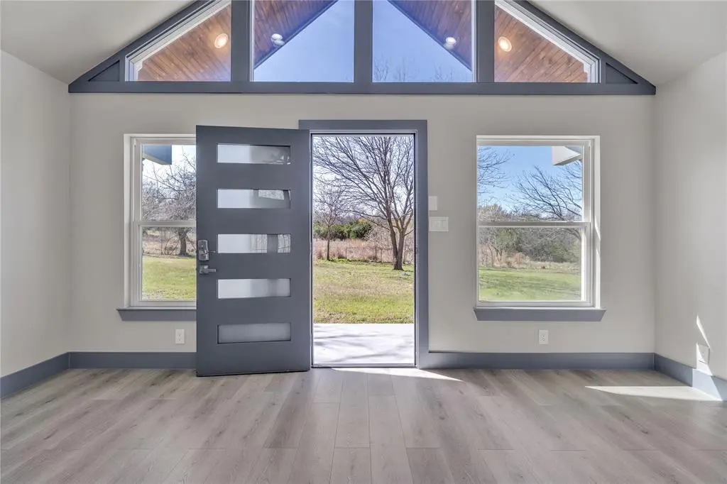 118 Old Authon Lane, Weatherford, TX 76088