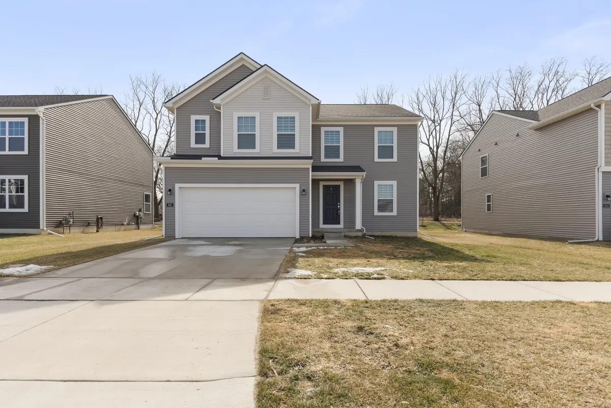 616 Countryside DR, Chelsea, MI 48118