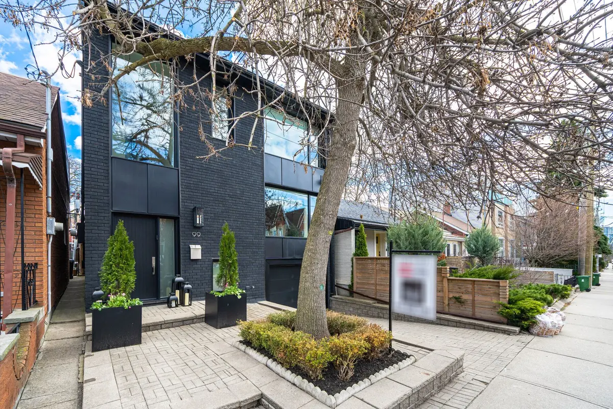 99 Claremont ST, Toronto C01, ON M6J 2M7