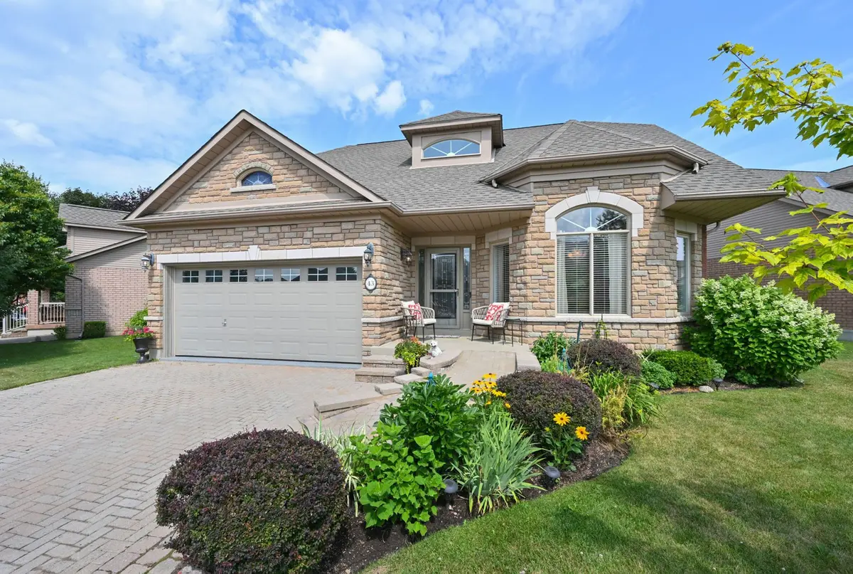 43 Bella Vista TRL, New Tecumseth, ON L9R 2C7
