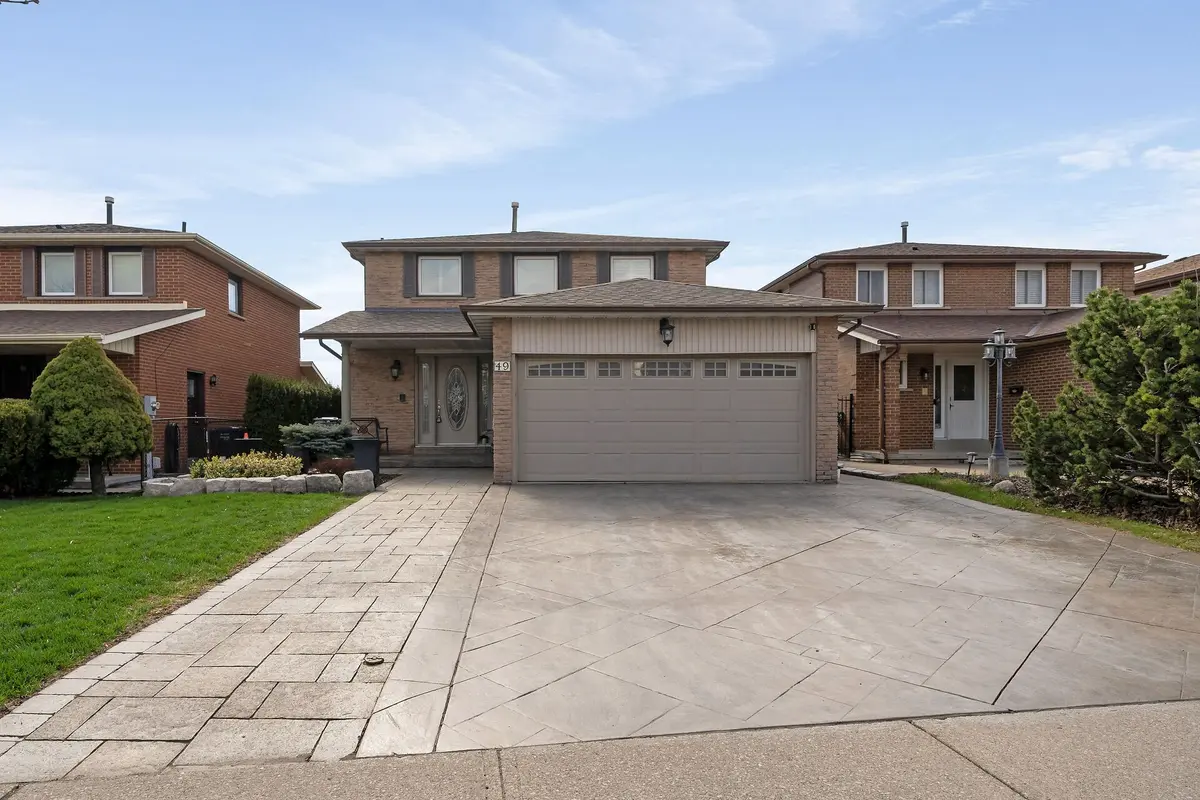 49 Princeton TER, Brampton, ON L6S 3S4